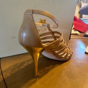 Coach tan fantasia calf heels